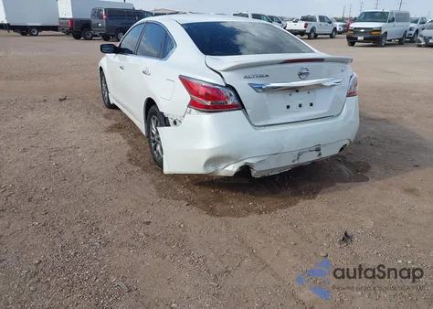 2015 Nissan Altima 2.5 S z USA, uszkodzony, nr VIN 1N4AL3APXFC101696